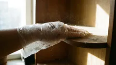 Wie eine gewöhnliche Tüte Staub beseitigte: ein seltsamer, aber funktionierender Lifehack von Reinigungskräften