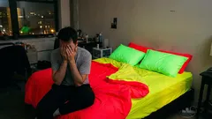 Welche Farbbettwäsche den Schlaf verhindert: Töne, die das Nervensystem erregen