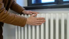 Wie man die Temperatur im Haus ohne Renovierung leicht erhöhen kann. Ein einfacher Trick, günstigere Heizkosten.